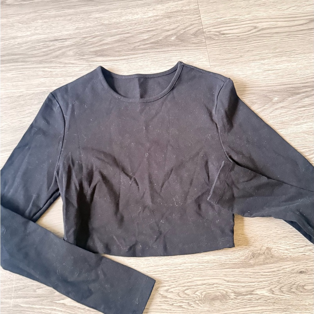 Black Long Sleeve Crop Top